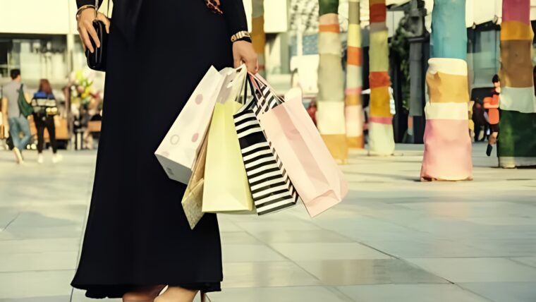 abaya in Dubai