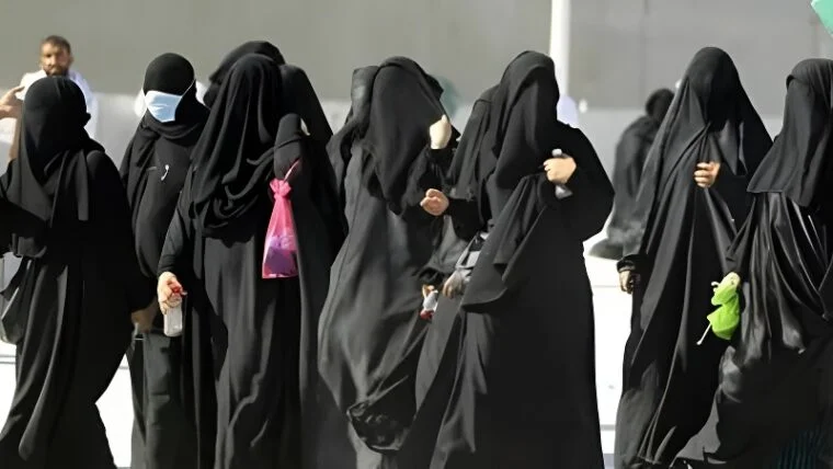 history of abaya
